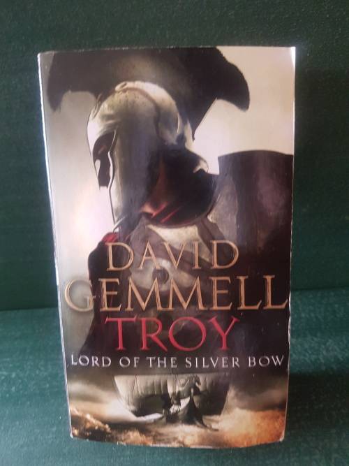 Troy Lords of the Silver Bow - David Gemmell