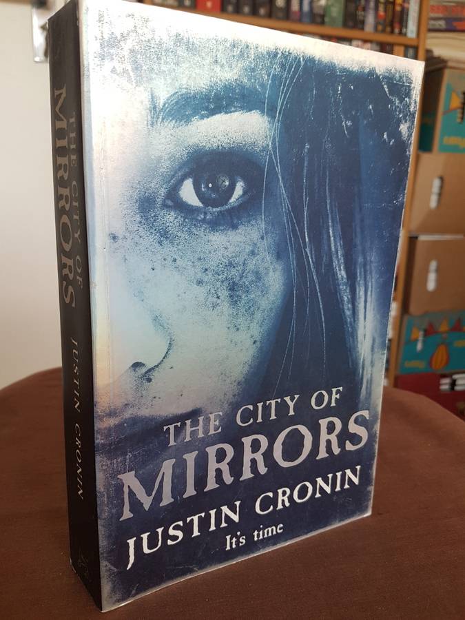 The City of Mirrors: A Novel (Book Three of The Passage Trilogy) Book by Justin Cronin