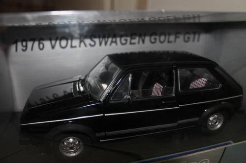 Sunstar 1976 VW Golf GTi Black 1:18 in box