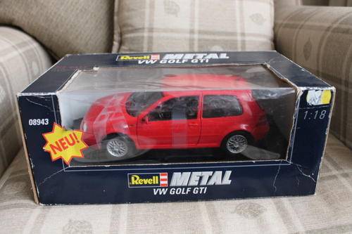 Revell VW Golf GTi 1:18 in Box