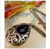 VINTAGE STYLE COPPER/ ALLOY CARVED NECKLACE