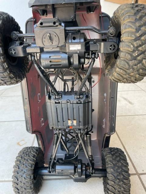 Wltoys 104311 Jeep Wrangler Rock Crawler Radio Control Car 4x4 Dual Motor