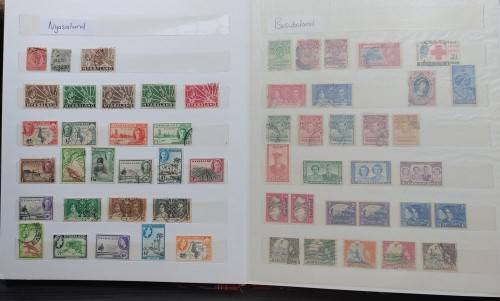 LARGE 16PG STOCKBOOK IN GOOD CONDITION WITH BR COMMONWEALTH - LOTS OF SETS / VALUE
