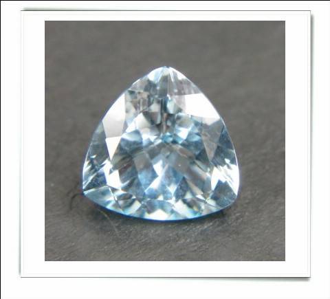 GEMZONE - Natural Aqua Blue Topaz Trillion Facet - 4.43cts!