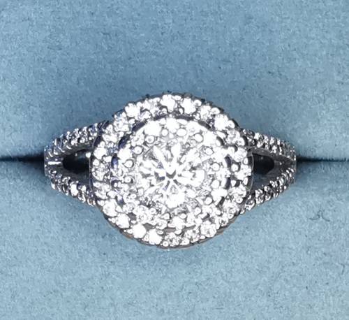1.20Ct Diamond Ring, 18ct gold