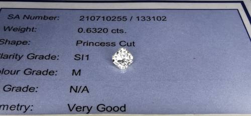 * Diamond *   0.632CT Diamond [ EGL Certified ] Princess Cut