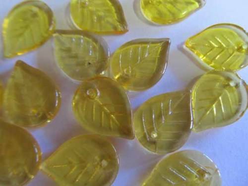 Other beads, Glass Leaves, Topaz, 18mm x 12mm, 10pc