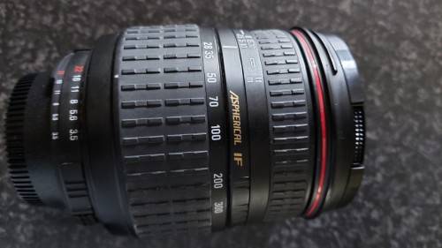 SIGMA 28-300mm F3.5-6.3 D LENS for NIKON Cameras