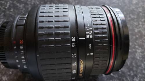 SIGMA 28-300mm F3.5-6.3 D LENS for NIKON Cameras