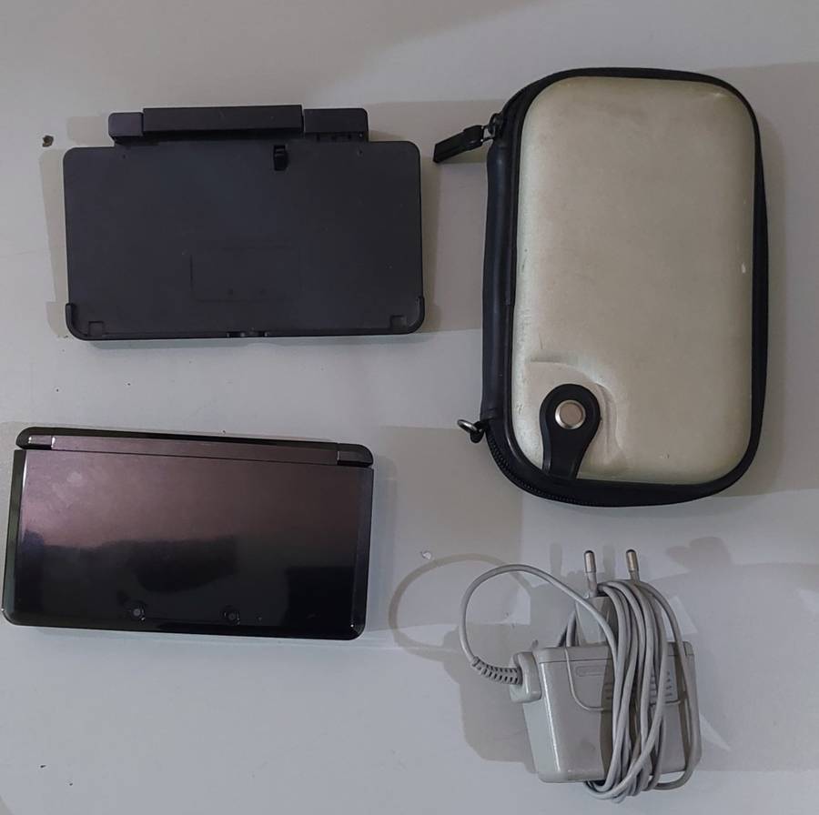 Nintendo 3DS Console
