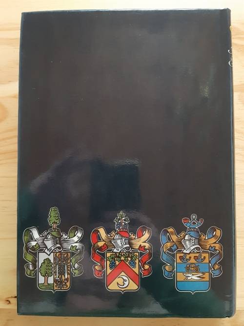 Die Groot Afrikaanse Familienaamboek deur C Pama (1983)