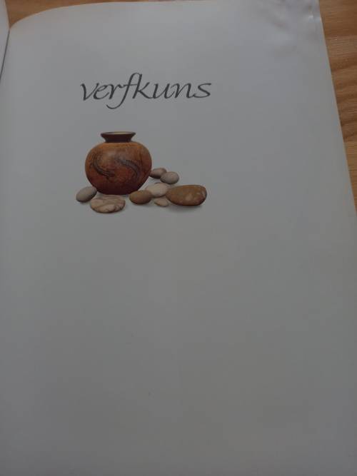 Verfkuns Dekoratiewe verfwerk op bykans enigiets