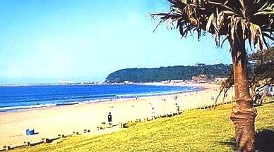 SILVERSANDS - DURBAN BEACH FRONT. 2 ADULTS, 2 KIDS 1 FULL WEEK AFTER THE EASTER RUSH (28/4 - 5/5)