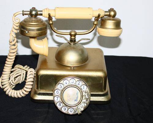 Vintage Style Telephone No 2