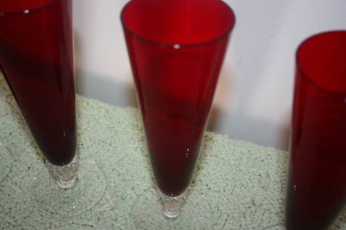 Set of 4 Ruby Red Glasses