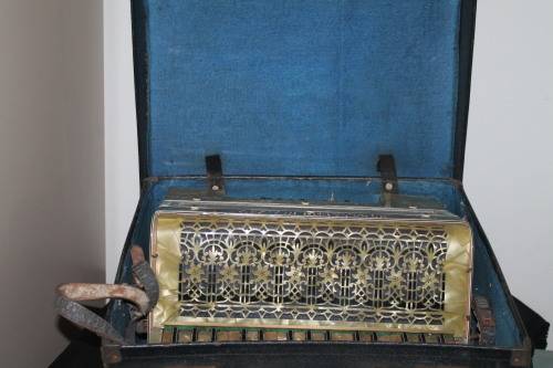 Fremielio Piano Accordian