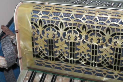 Fremielio Piano Accordian