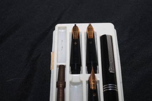 Sheaffer and Osmiroid Calligraphy Pen Sets