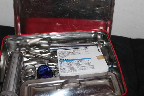 Assorted Medical Equipment