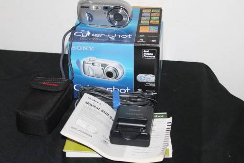Sony Cyber-shot DSC P73