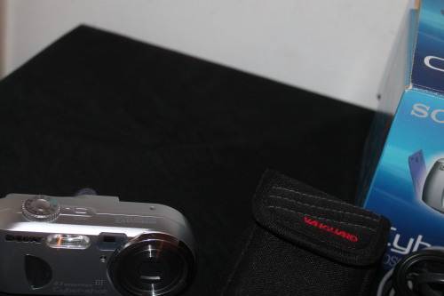 Sony Cyber-shot DSC P73
