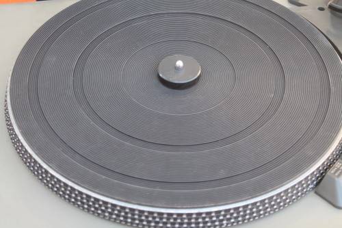 Technics SL 23 LP Player