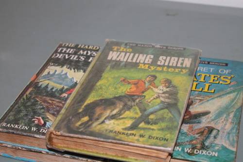 The Hardy Boys 5 Hard covers