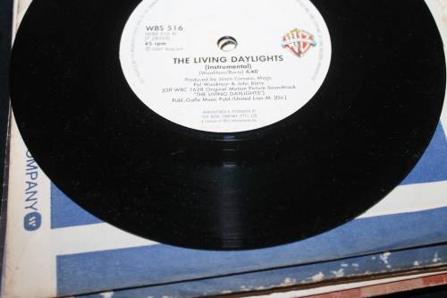 AHA The Living Day Lights 7 Single
