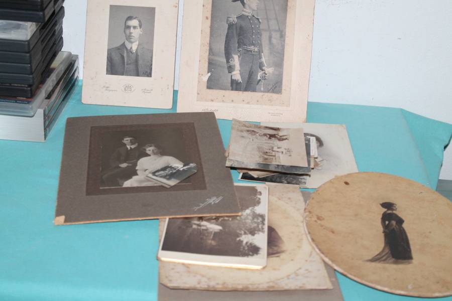 25 Old Black & White photos and some letters