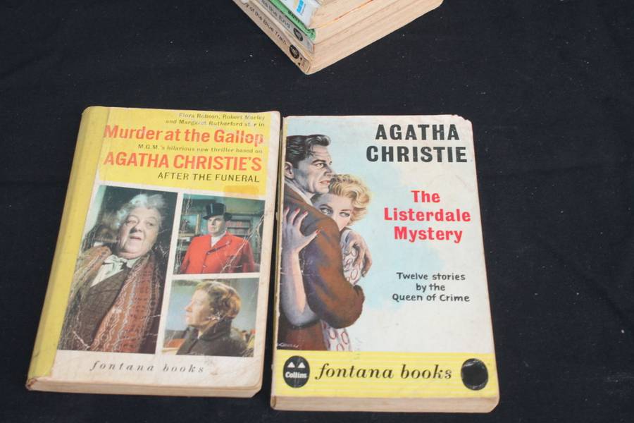 10 Agatha Christie Books No 3