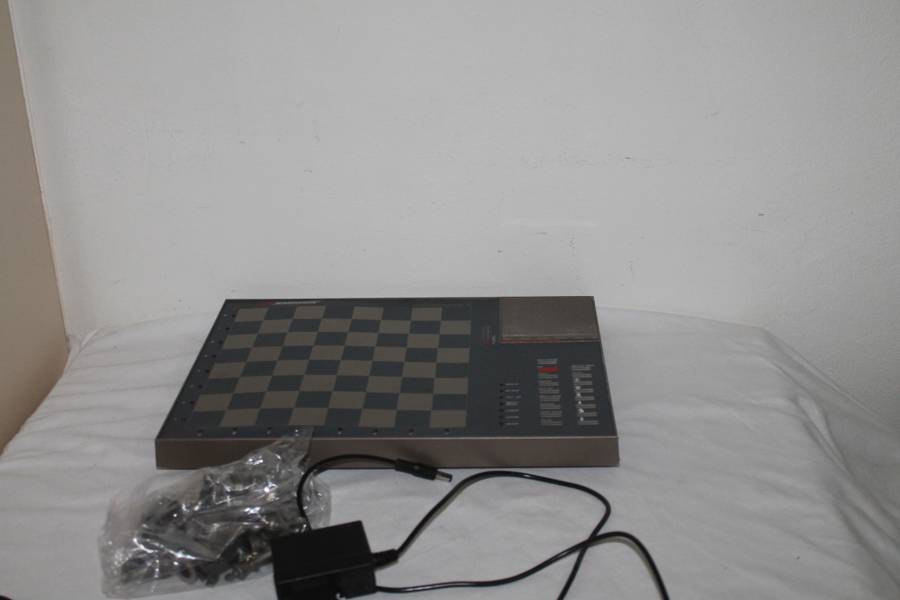 Kasparov Companion III Chess Computer Boxed