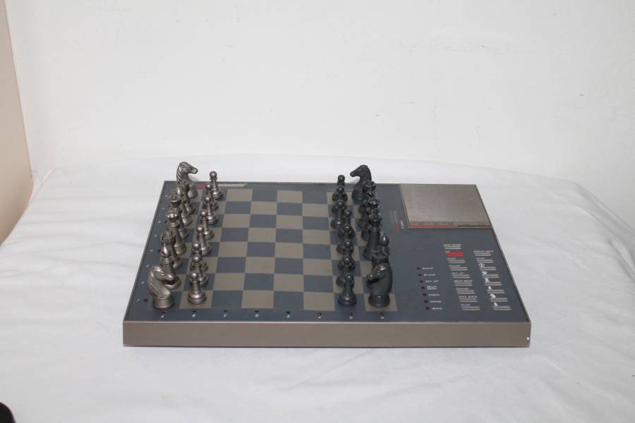 Kasparov Companion III Chess Computer Boxed
