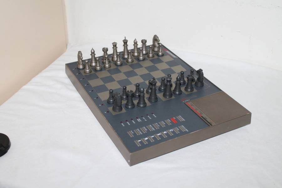 Kasparov Companion III Chess Computer Boxed
