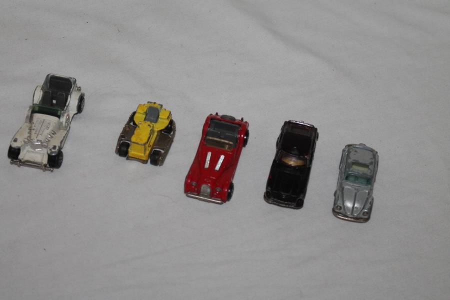 13 Assorted Majorette model cars