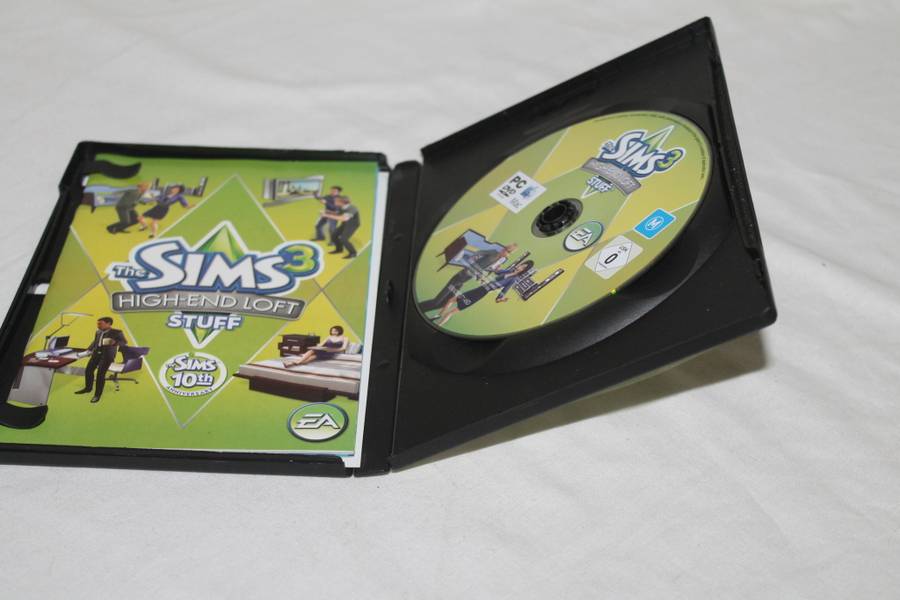 Sims 3 High end Loft Stuff