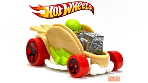 Hotwheels / Hot Wheels - Fast Foodie - Taco Racer Car-De-Asada - Sealed