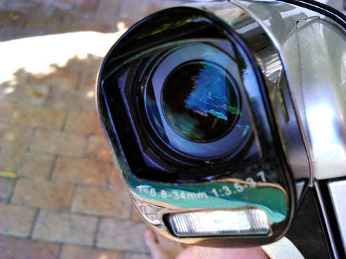 Sanyo Xacti CG20 Video Camera