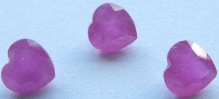 SWEET RUBY HEARTS -  3 PIECE LOT! 4mm