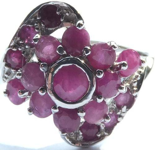 925 SILVER & RUBY RING