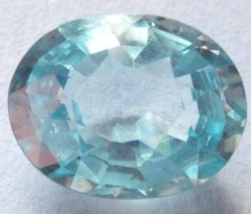 STUNNING SEAFOAM BLUE ZIRCON - 8x6mm