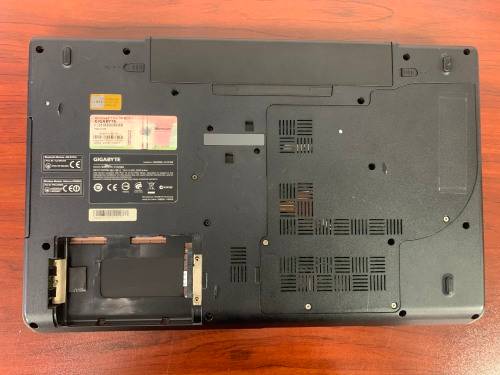Gigabyte I1520M Laptop