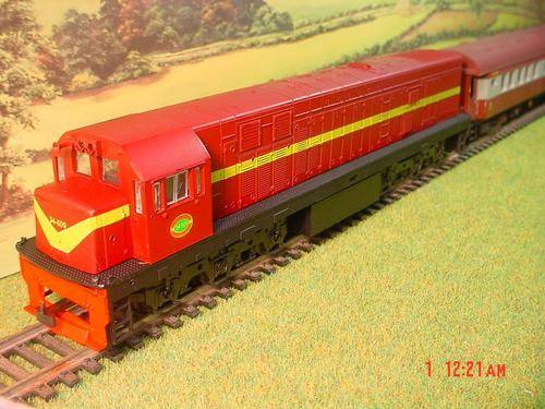 HO SAR Class 34 Diesel Locomotive