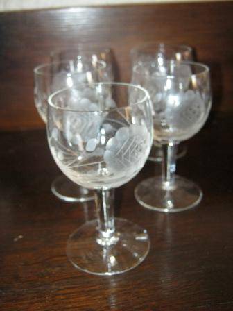VINTAGE SHERRY GLASSES  WITH ROSE  CUT GLASS DESIGN~  NO CHIPS OR CRACKS ~  HAVE A LOOK!!!