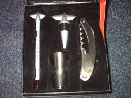 4 Piece Wine Set In Elegant Stainless Steel - FREE SHIPPING