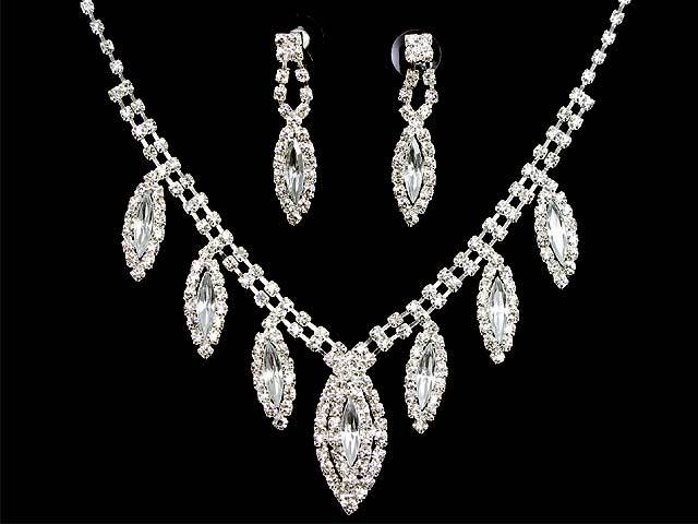 ** Read B4 Bidding ** Diamond & Diamond RC Necklace / Earrings Set