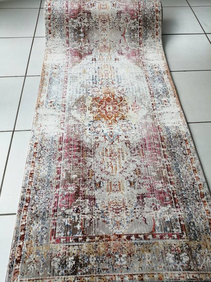Beautiful , Vibrant , Modern , Excellent Quality Turkish Carpet 4M Runner
