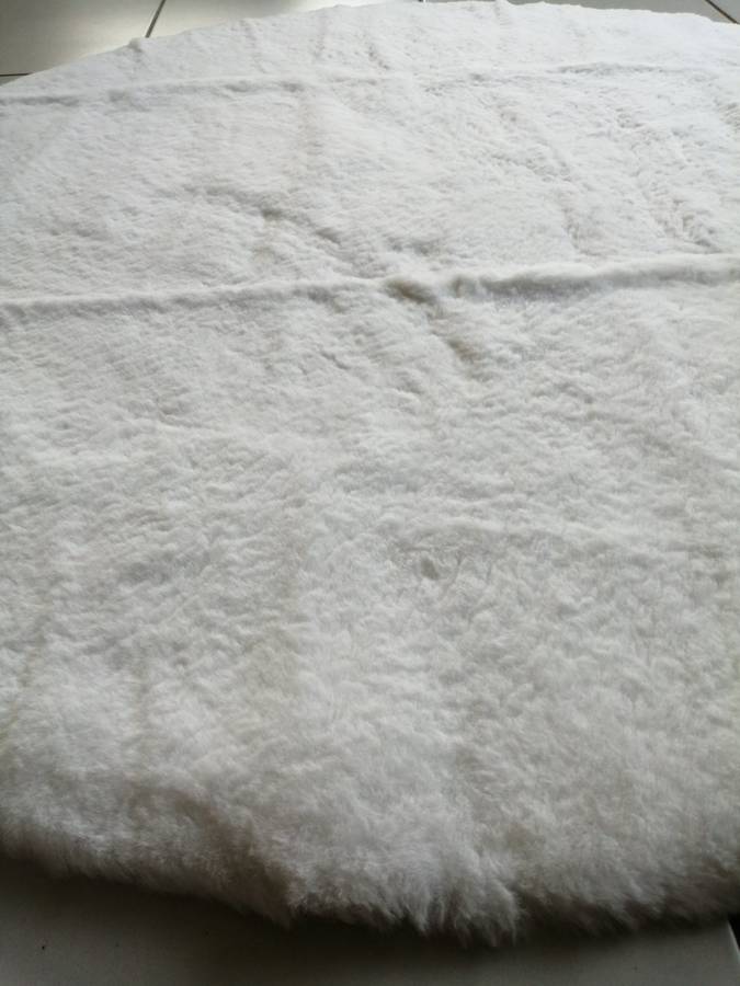Soft Luxurious Fur Round Rug - 120 x 120cm
