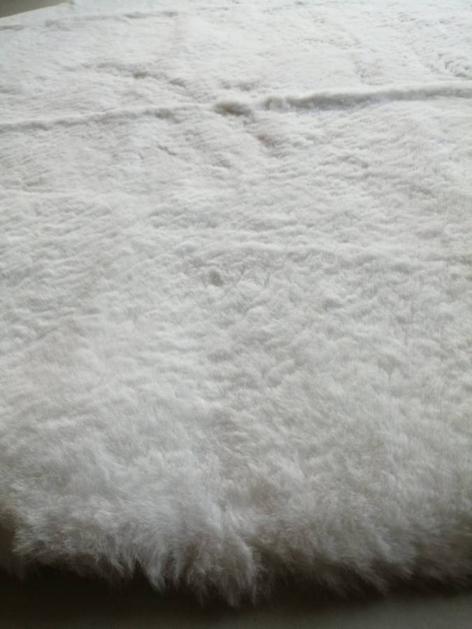 Soft Luxurious Fur Round Rug - 120 x 120cm