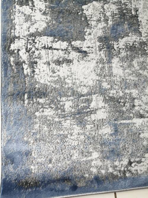Beautiful Modern Rug