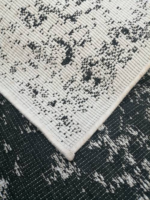 Flatwoven Indoor and Outdoor Rug - Made in Belgium - 2.3m x 3,4m